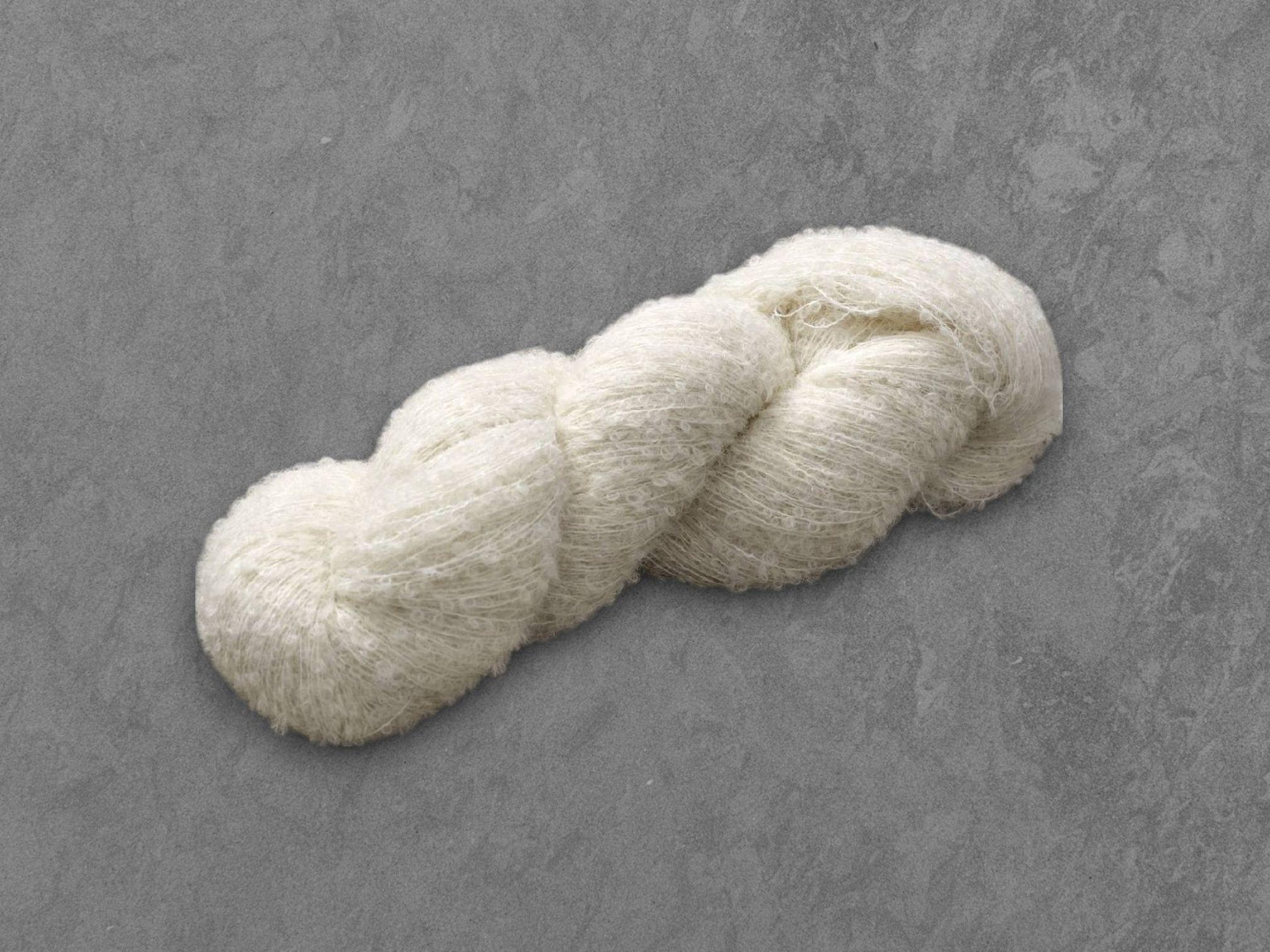 plage Fluffy Yarn PO ベージュ Crazy Sexy Wool | Beige Blonde - Fabricate